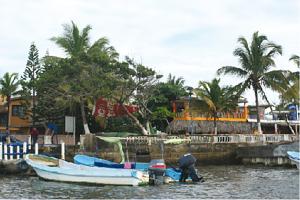 Boca del Río.- Pangas