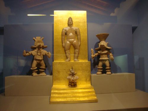 Parte de la colección de piezas prehispánicas de Alejandro Rangel