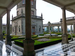 Jardineras del Castillo de Chapultepec