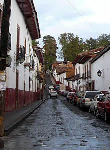 Pátzcuaro.- Calle Típica