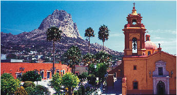 Bernal.- Panorámica de la Peña