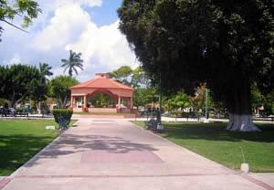 Plaza principal Bacalar