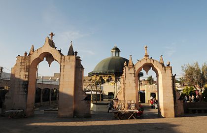 Plaza y Kiosco en el centro de Plateros.