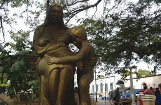 Monumento a la Madre, Álamos, Sonora