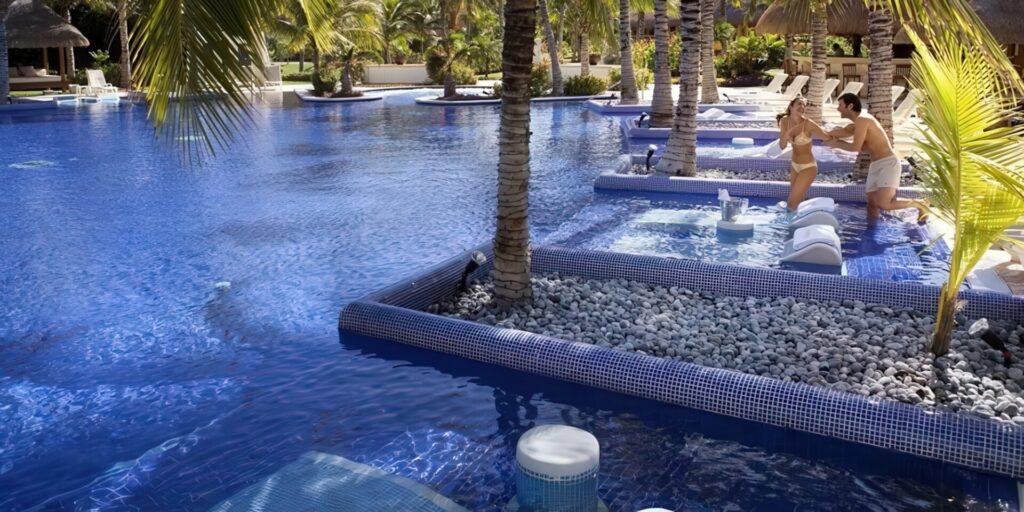 Barceló Maya Palace
