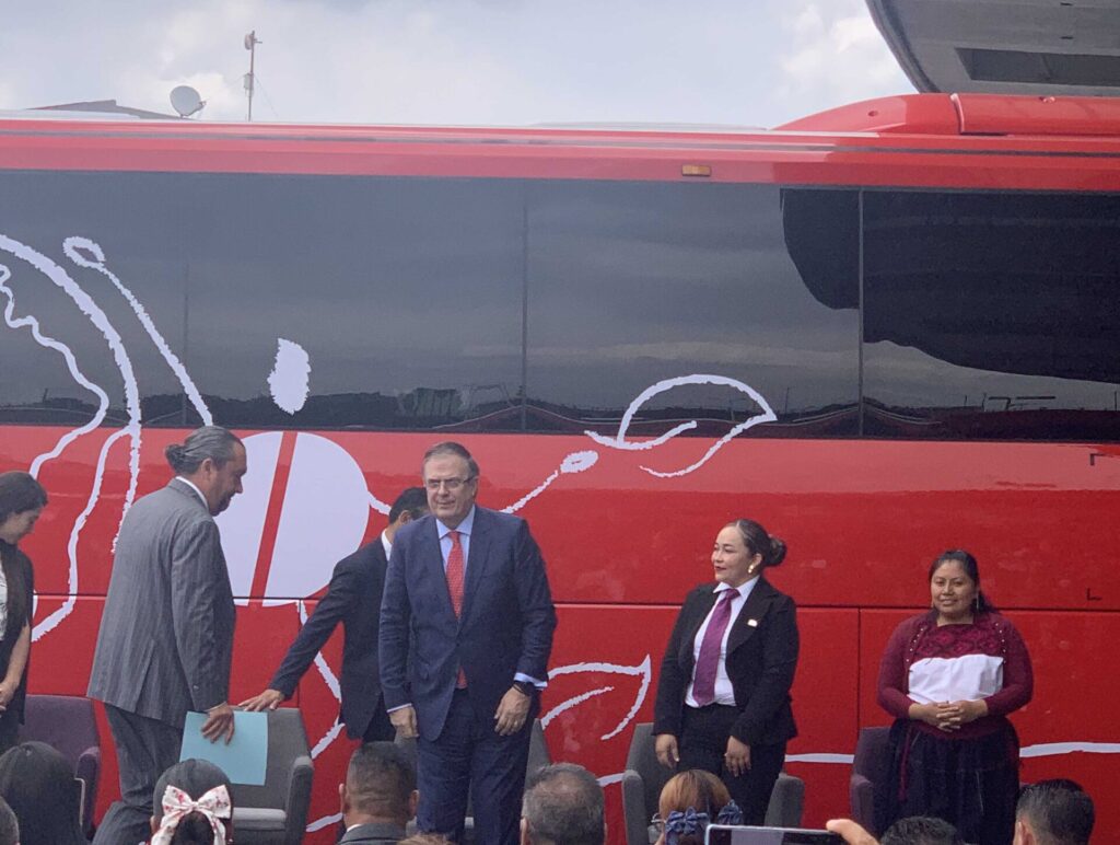 Marcelo Ebrard. Mobility ADO